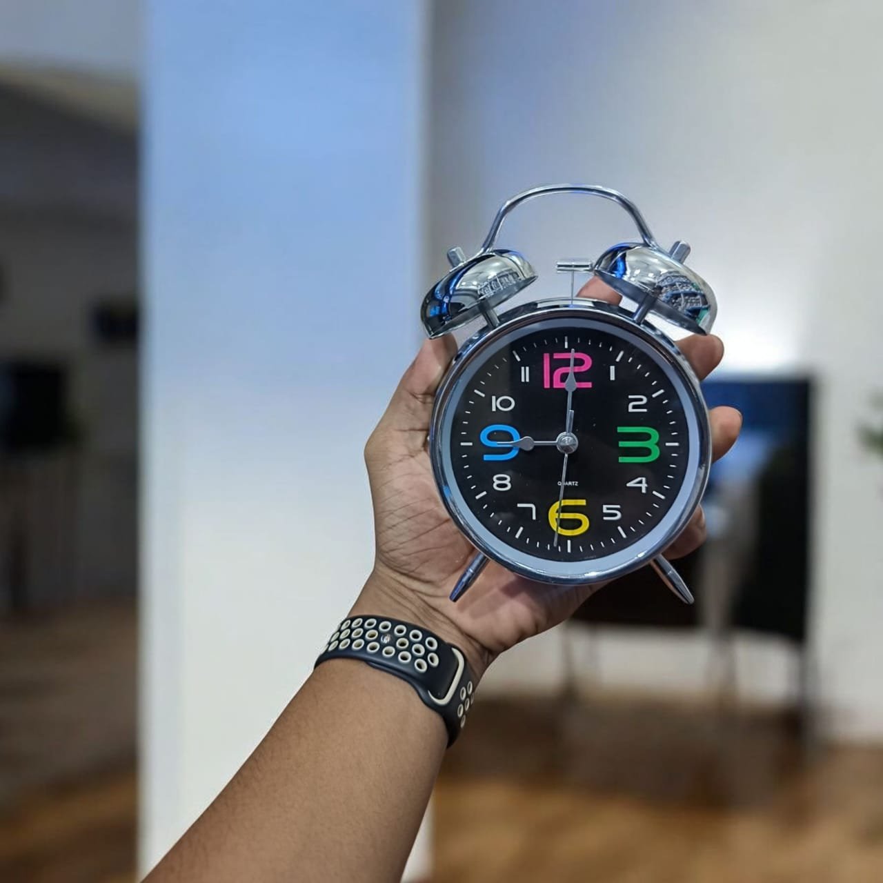 Bell Alarm Silver and Black Clock (TC-239) - Image 3